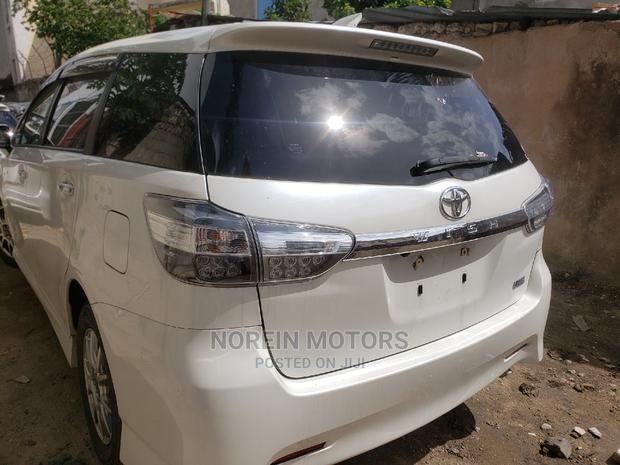 White Toyota Wish 2015 - Quality Pre-owned Vehicle