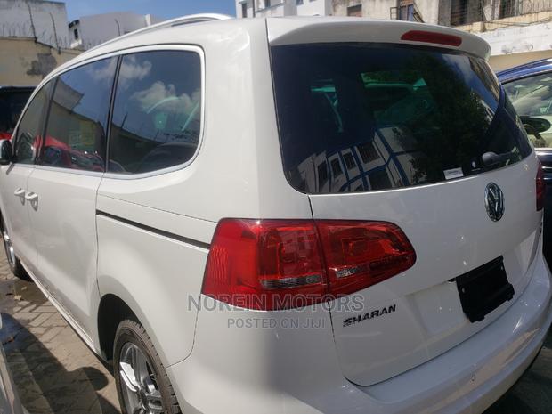 Volkswagen Sharan 2014 Pearl - Pre-owned Car Offer