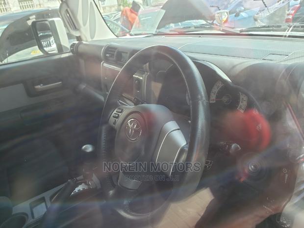 Used 2014 Toyota FJ Cruiser in Gray - SUV for Sale