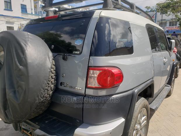 Used 2014 Toyota FJ Cruiser in Gray - SUV for Sale