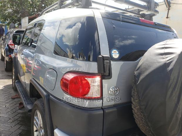 Used 2014 Toyota FJ Cruiser in Gray - SUV for Sale
