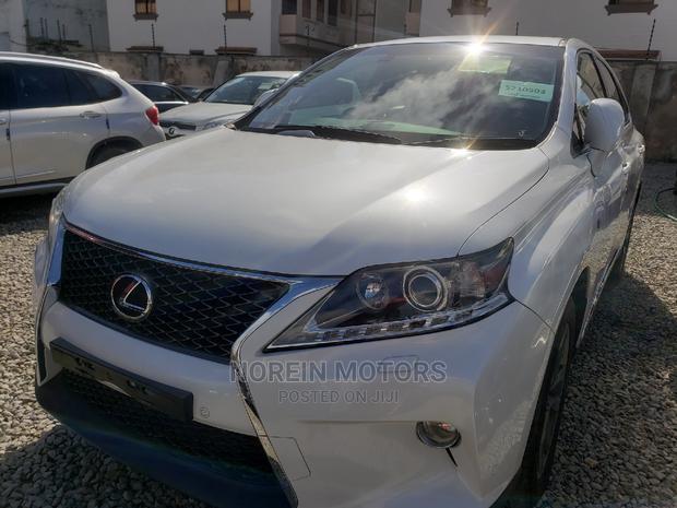 2014 Toyota Harrier in Off-White: Explore with Style