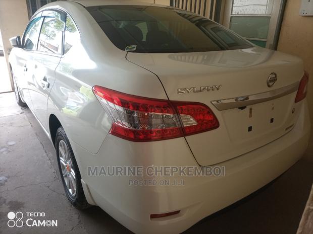 Nissan Bluebird 2014 Off white