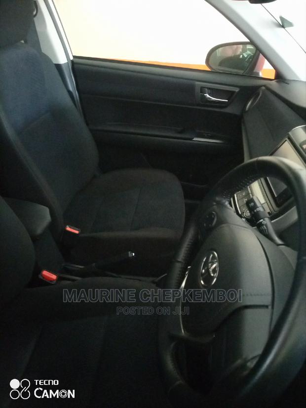 Toyota Corolla Fielder 2015 Off White