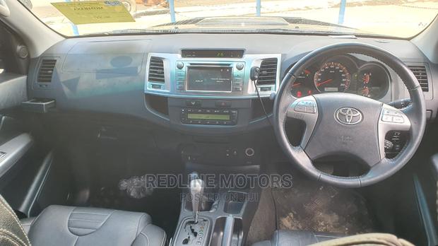 Used 2016 Toyota Hilux in Black - Rugged & Durable 4x4 Pickup