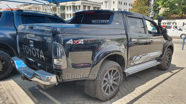 Used 2016 Toyota Hilux in Black - Rugged & Durable 4x4 Pickup