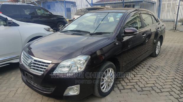 Toyota Premio 2014 Black