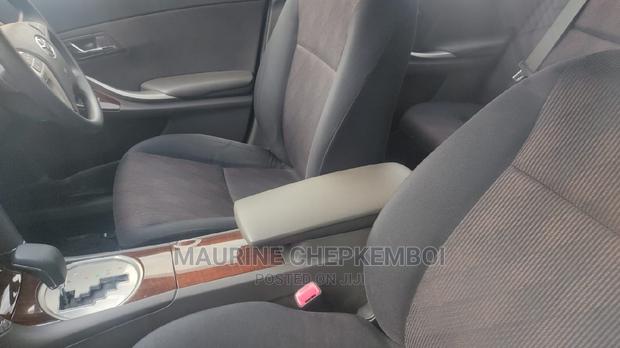 Toyota Premio 2014 Black