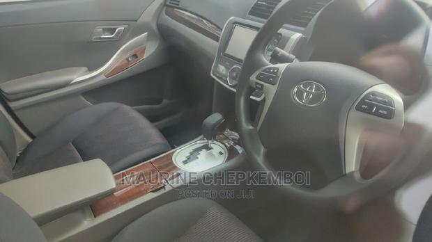 Toyota Premio 2014 Black
