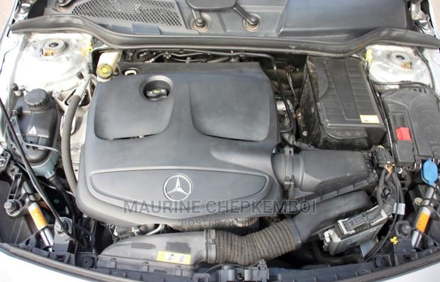 Mercedes-Benz A-Class 2014 Silver