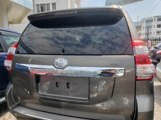 Gray 2015 Toyota Land Cruiser Prado - Powerful and Elegant