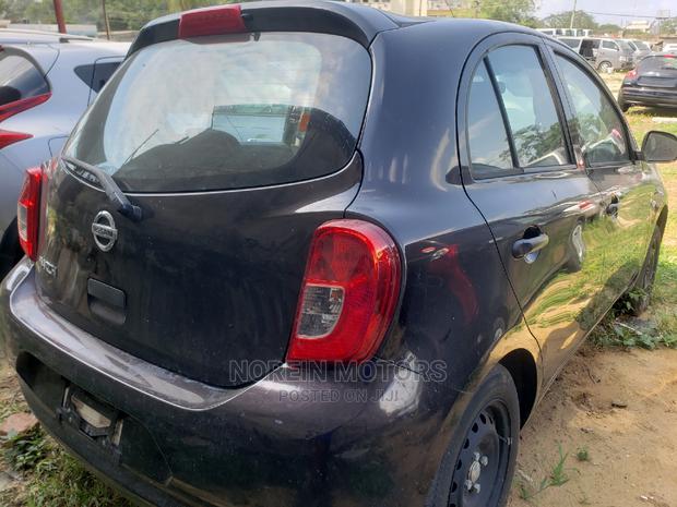 Purple Nissan March 2015: The Perfect Compact Car for Your Needs