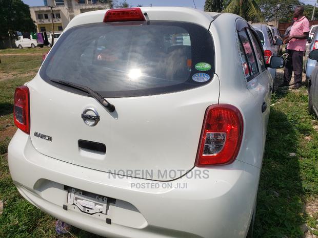 2015 Nissan March: Compact Car, Big on Features, Pearl Trim