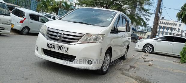 2013 Nissan Serena: A Comfortable & Efficient Ride