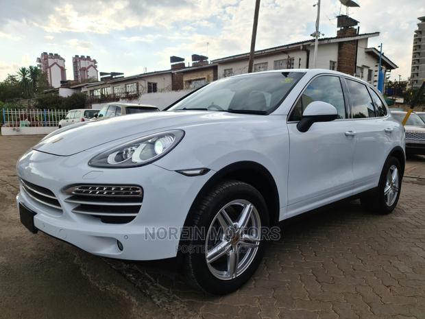 Porsche Cayenne 2015 - White - Luxury SUV for Sale