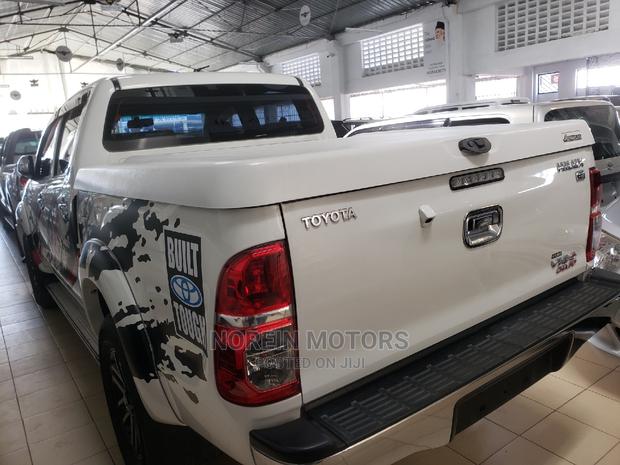2014 Toyota Hilux White Edition: The Ultimate Pickup Truck
