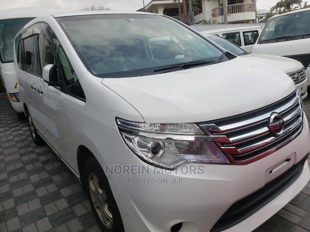 Used 2014 Nissan Serena White - Quality Assurance