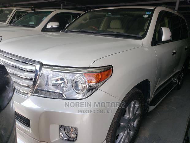 2014 Toyota Land Cruiser - White, Pre-owned Luxury SUV