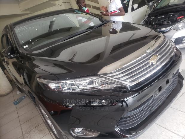 Matt Black 2014 Toyota Harrier: Stylish SUV for Sale