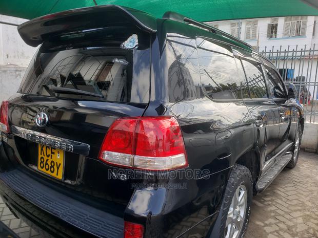 2009 Toyota Land Cruiser Black - Pre-Owned