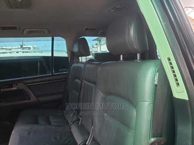 2009 Toyota Land Cruiser Black - Pre-Owned