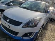 2015 Suzuki Swift White: Compact Car that Stands Out for sale