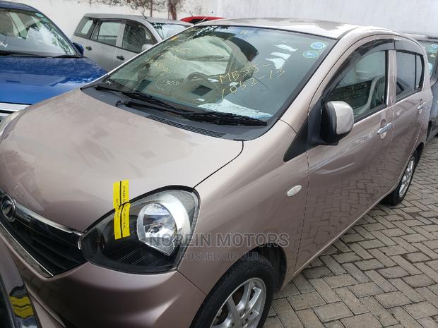 2015 Silver Daihatsu Mira - Compact Car with Style and Comfort