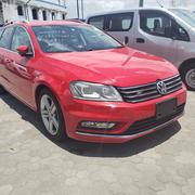 Volkswagen Passat 2014 Red for sale