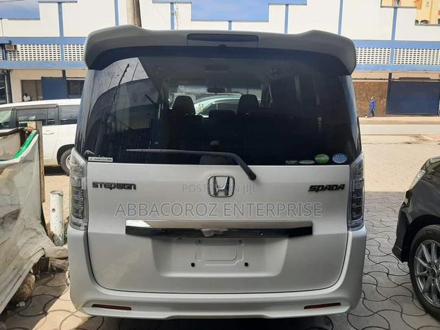 Honda Stepwgn 2015 Pearl