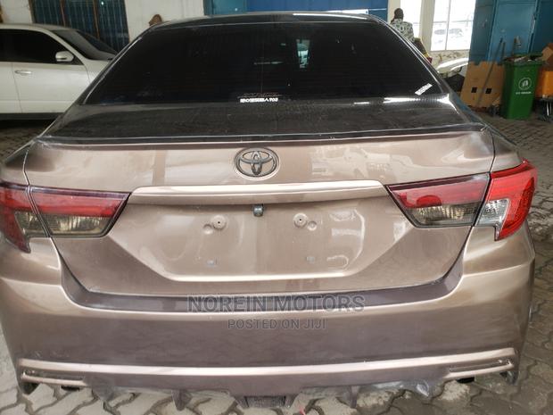2014 Toyota Mark X Gray: Affordable Luxury Sedan