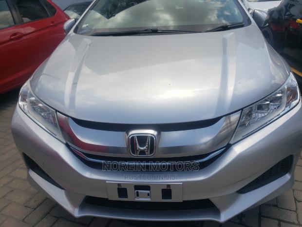 2015 Honda Accord Silver EX-L - Spacious, Comfortable, and Tech-Savvy