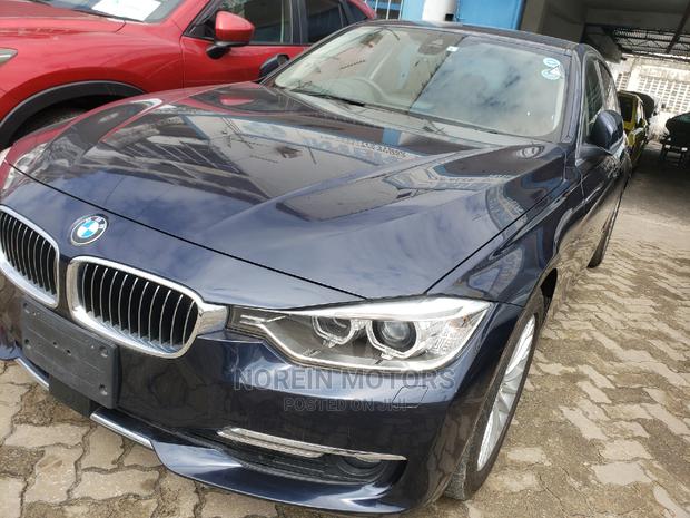2014 BMW 320i in Blue - Luxurious Sedan for Sale