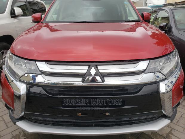 2015 Mitsubishi Outlander in Burgundy: Affordable and Stylish