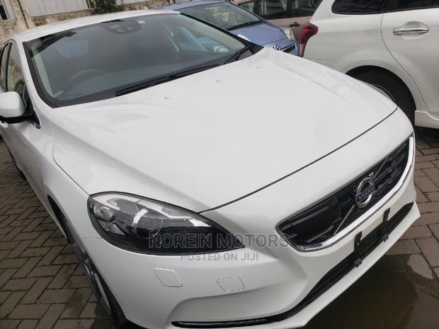 2015 Volvo V40 - White Hatchback - Used Car Available