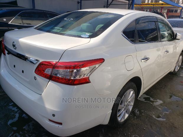 Pre-Owned 2014 Nissan Bluebird in White Color
