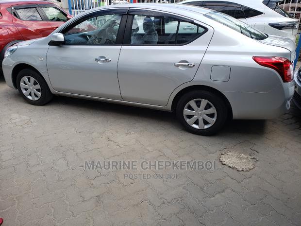 Nissan Latio 1.2 2014 Silver
