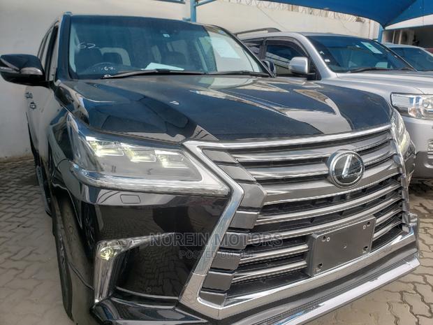 Black 2019 Lexus LX: Elegance Meets Might
