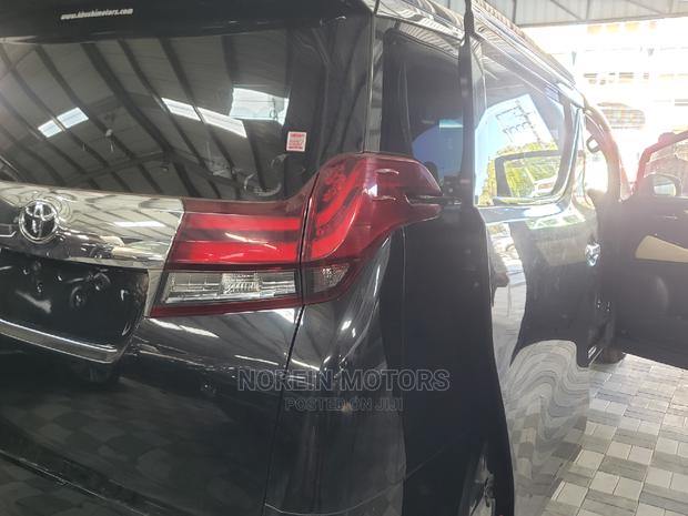 New 2016 Toyota Alphard Black Premium Vehicle