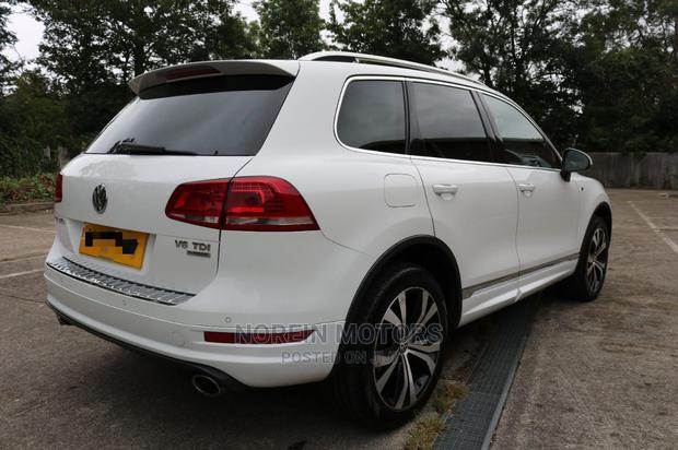 White 2015 Volkswagen Touareg - Pre-owned Luxury SUV