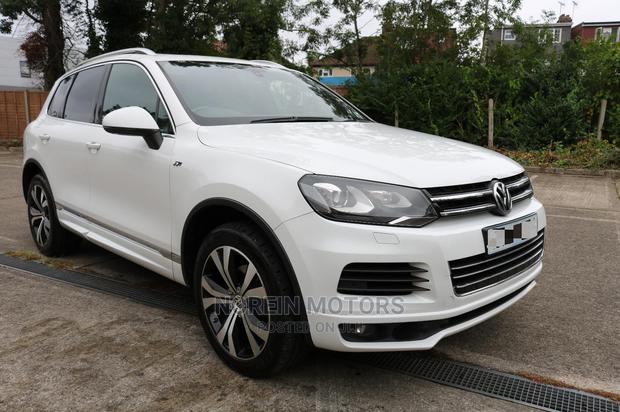 White 2015 Volkswagen Touareg - Pre-owned Luxury SUV