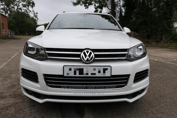 White 2015 Volkswagen Touareg - Pre-owned Luxury SUV