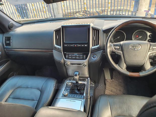 2016 Toyota Land Cruiser Prado 3.0 D-4d (190 Hp) 7 Seats Black - Luxury Trim