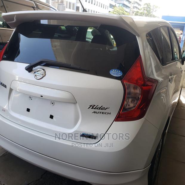 2015 Nissan Note Off-White: Two Exciting Variants Available