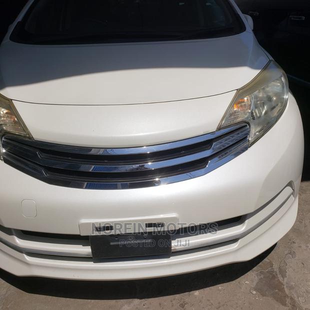 2015 Nissan Note Off-White: Two Exciting Variants Available