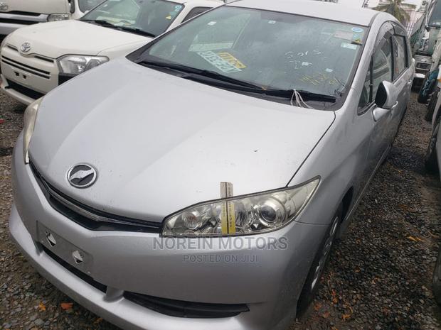 2014 Toyota Vanguard Silver - Used and Ready to Drive