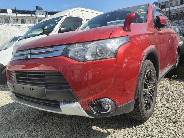 Mitsubishi Outlander GT AWC 2016 Red: Reduced Price 4WD SUV