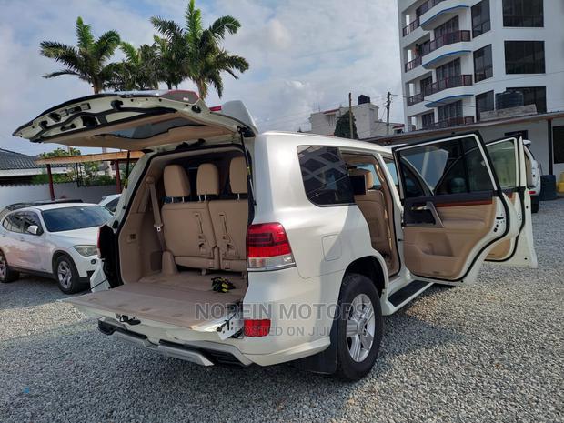 2014 Toyota Land Cruiser 4.6 V8 ZX Pearl - Premium Quality SUV for Sale