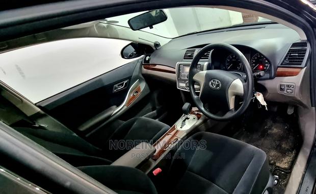 2015 Toyota Allion Black - Sophisticated and Reliable Ride