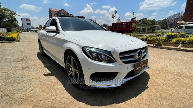 2015 Mercedes-Benz C200 - Off-White Edition: Premium Used Car
