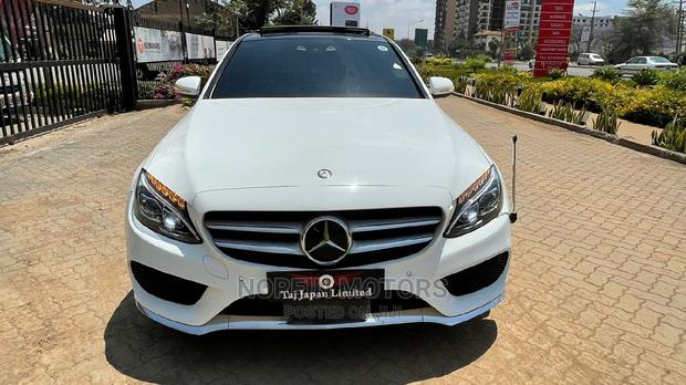 2015 Mercedes-Benz C200 - Off-White Edition: Premium Used Car